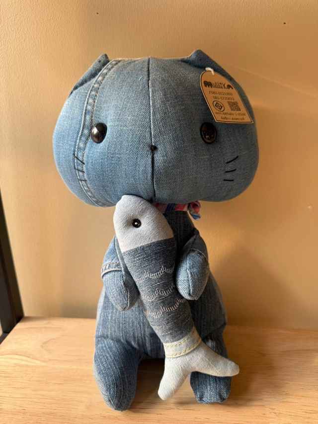 Lucky Cat Doll 'Tung Ngern' - Size L