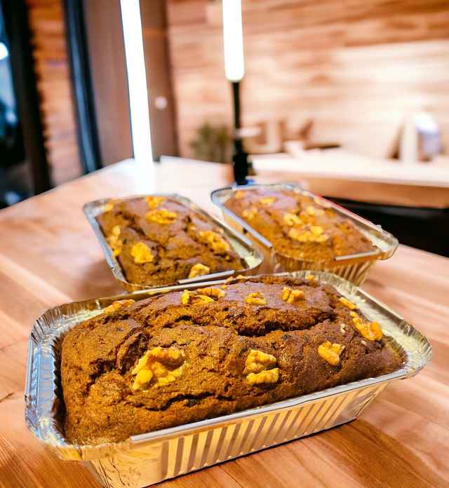 Carrot & Walnut Keto Cake (90CW)