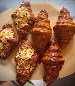 Almond Croisant