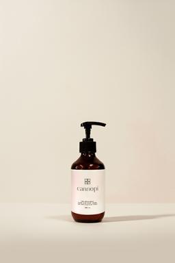 CBD BOTANICAL HAND AND BODY WASH COTTON BLOSSOM SCENT